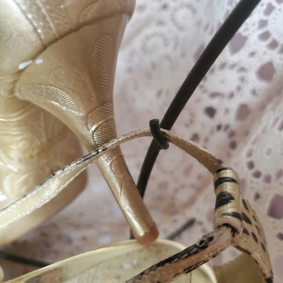 Sizzle gold Rhinestone - Picture 11 of 16